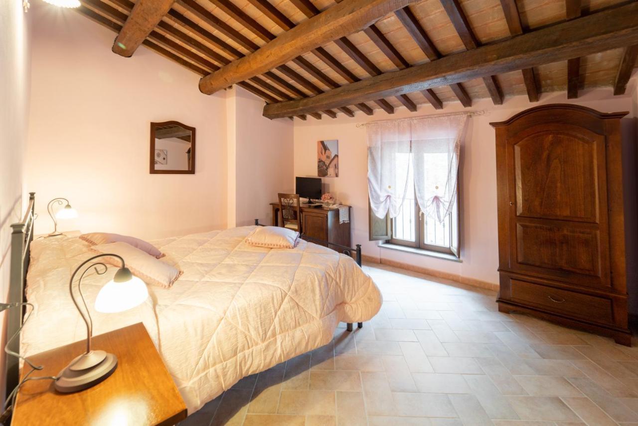 Albergo La Loggia di San Martino Gualdo Tadino Esterno foto