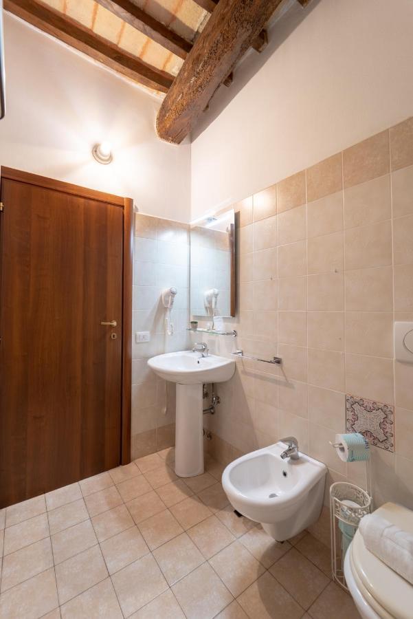 Albergo La Loggia di San Martino Gualdo Tadino Esterno foto