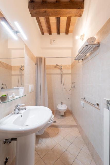 Albergo La Loggia di San Martino Gualdo Tadino Esterno foto